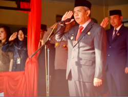 Serahkan Berbagai Penghargaan pada Hardiknas 2023, Pj Bupati Kampar Bacakan Pidato Mendikbud Riset dan Tekonologi RI