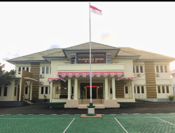 DUGAAN TINDAK PIDANA KORUPSI DALAM PENGELOLAAN DANA HIBAH PENYELENGGARAAN PENGAWASAN PADA BADAN PENGAWAS PEMILIHAN UMUM (BAWASLU) KAB. MUNA DALAM PENYELENGARAAN PEMILIHAN BUPATI DAN WAKIL BUPATI MUNA TAHUN ANGGARAN 2019-2020 DITINGKATKAN KE PENYIDIKAN