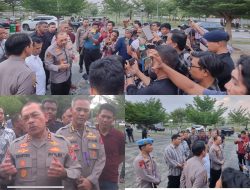 Kapolda Sumbar pastikan Anggotanya tidak ada yang Pijak Tempat Ibadah di Mesjid Raya Sumbar