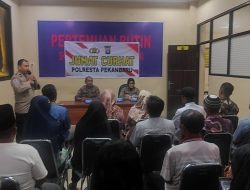 Polresta Pekanbaru Gelar Kegiatan Jum’at Curhat di Mapolsek Payung Sekaki