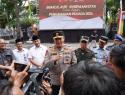 *Polda Riau Gelar Simulasi Sispamkota Jelang Pilkada 2024*
