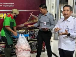 Plt. Kakanwil Ditjenpas Riau Tinjau Langsung Penyaluran Bahan Makanan di Lapas Kelas IIA Pekanbaru
