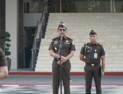 Berkinerja Terbaik, Kajati Serahkan Penghargaan Dari KPK
