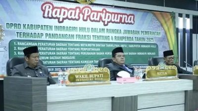 Wabup Hendrizal Sampaikan Jawaban Pemerintah Atas Pandangan Fraksi di Rapat Paripurna DPRD Inhu