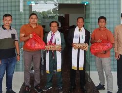 Polres Kuatan Singingi Laksanakan Program “Minggu Kasih” di Gereja GPIB Efrata Teluk Kuantan