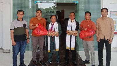 Polres Kuatan Singingi Laksanakan Program “Minggu Kasih” di Gereja GPIB Efrata Teluk Kuantan