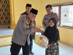 Jumat Barokah Polsek Kampar, AKP Asdisyah : Berbagi Bukan Karena Kaya, Kita Tahu Rasanya Tak Punya Apa-Apa