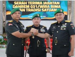 Pangdam XIX/Tuanku Tambusai Mayjen TNI Agus Hadi Waluyo Pimpim Sertijab Danrem 031/Wira Bima