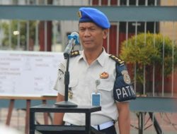 Apel Pagi Lapas Pekanbaru, Kasubag TU Ingatkan Pentingnya Disiplin dan Integritas Petugas