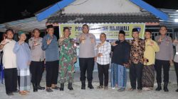 Kapolres Kampar Kunjungi Pos Satkamling Desa Hangtuah, Serahkan Bantuan dan Dengarkan Aspirasi Warga