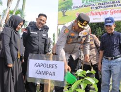 Polres Kampar Gelar “Goes To Campus” di STIE Bangkinang, Tanam 50 Pohon untuk Peduli Lingkungan dan Cegah Karhutla