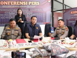 Selamatkan 35 Ribu Jiwa, Polda Riau Gagalkan Peredaran 6,94 Kg Sabu dan 969 Cartridge Etomidate Senilai Rp9,8 Miliar