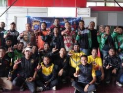 Meriah, Kapolda Riau Ajak Komunitas Ojol Nobar Piala Dunia 2026 di Mako Brimob Polda Riau