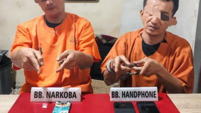 Satres Narkoba Polres Kampar Tangkap Dua Pengguna Narkoba di Desa Kumantan