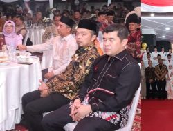 Suasana Merah Putih Penuhi Balai Bupati, Kapolres Kampar Hadir Meriahkan Malam Resepsi Kenegaraan HUT ke-81 RI