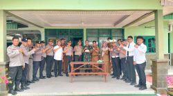 Kapolsek dan Camat Kampar Kiri Beri Kejutan Danramil 05 Kampar Kiri di Hari HUT TNI ke-81